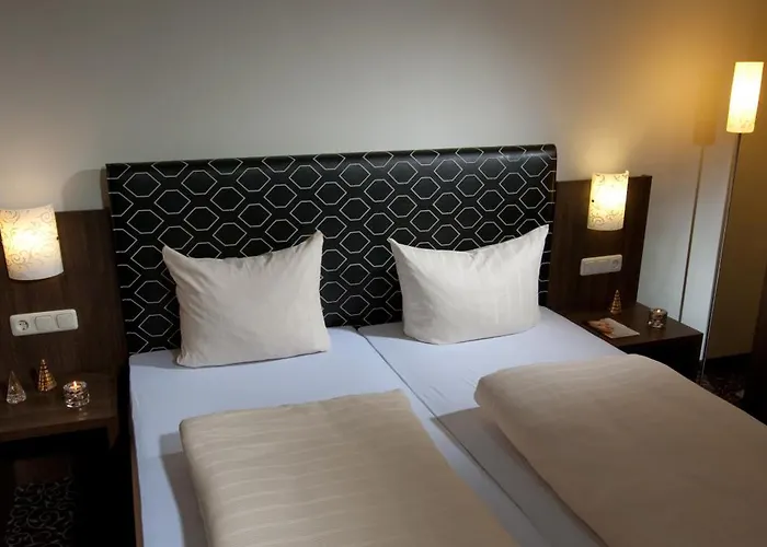 Restaurant Pollmanns Hotell 3*